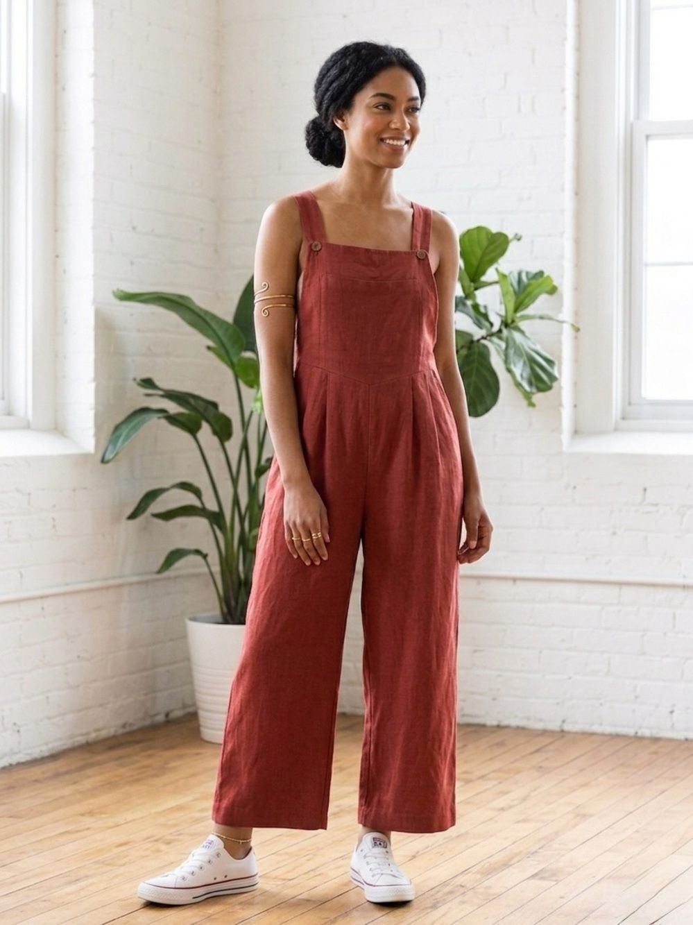 Blue Velvet Wide-Leg Linen Pleated Jumpsuit Size Small NWT
